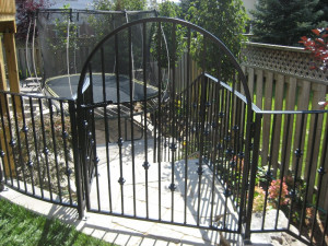 Curved railing with gate